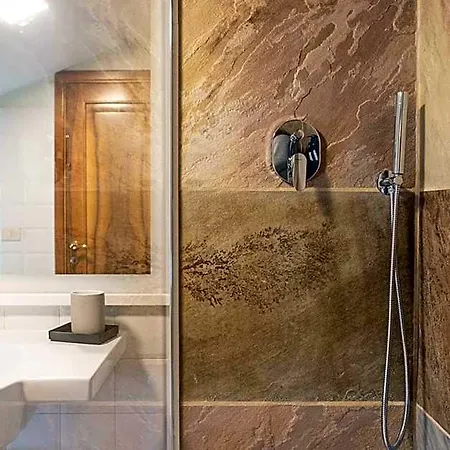 Battibecco 4*